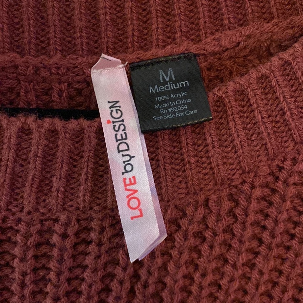Sweater - Picture 4 of 4